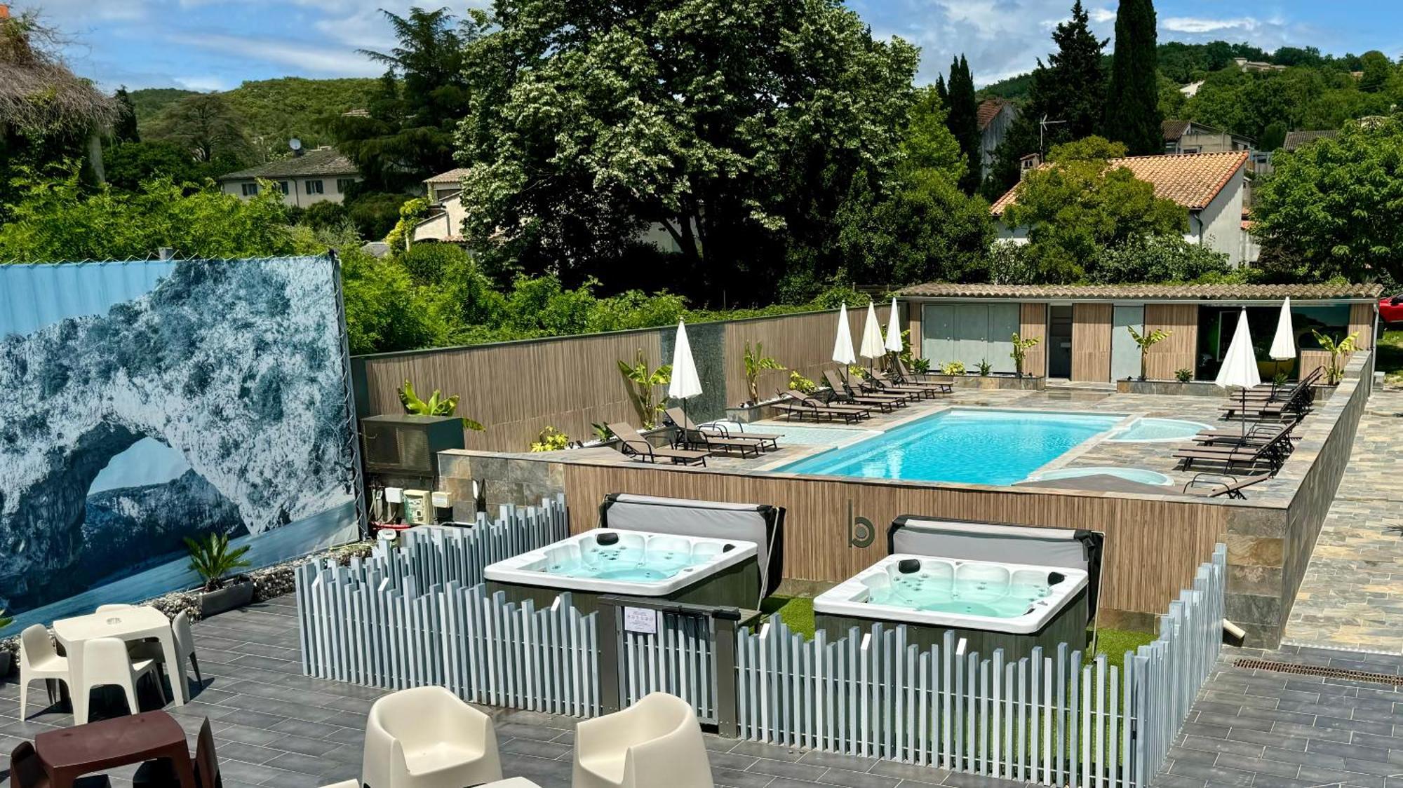 Logis Hotel Restaurant Bellevue Saint-Martin-dʼArdèche Dış mekan fotoğraf